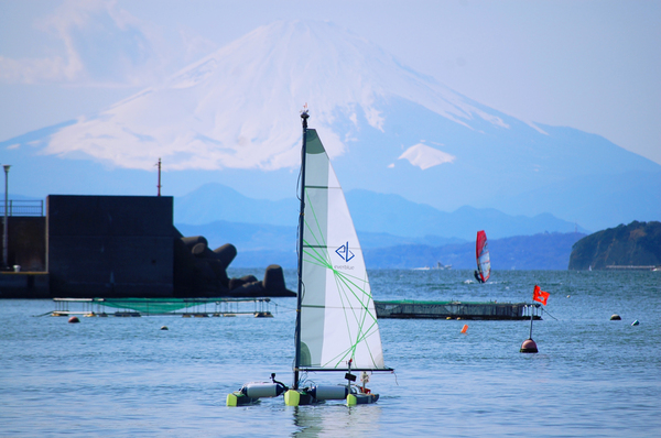 電気推進船への転換促進、水素補給を海上で実現させるサービス【3/18展示】